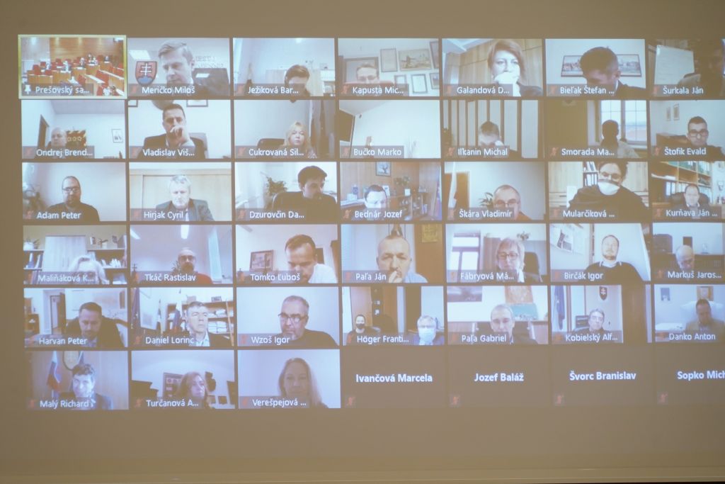 Členovia Rady partnerstva PSK pripojení online