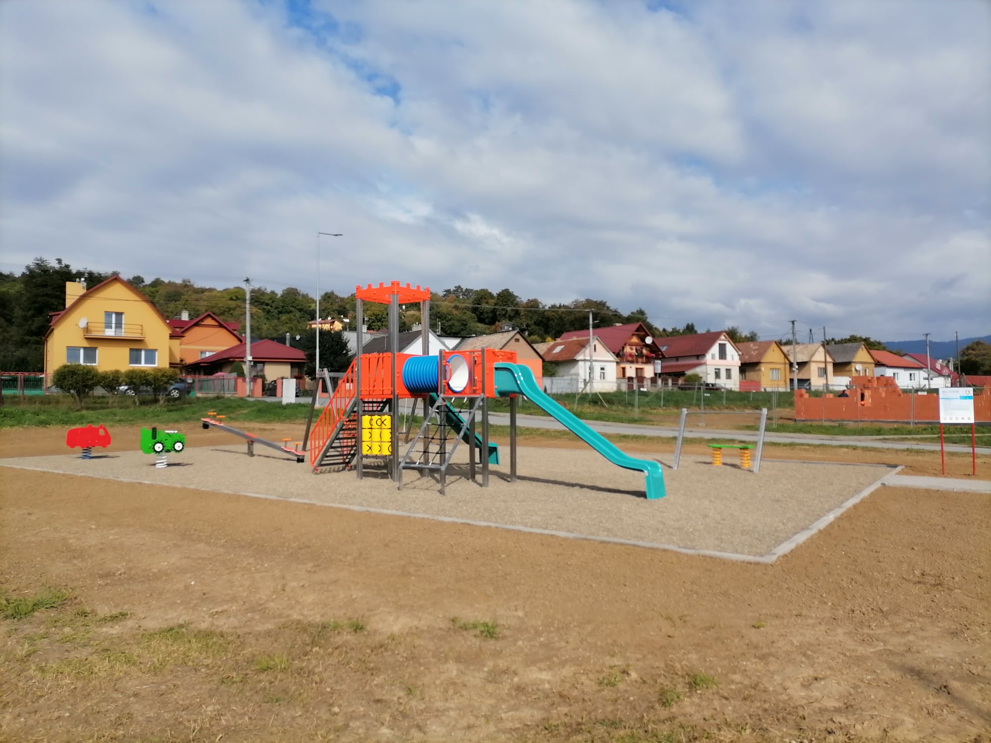 FOTO - Nové detské ihrisko v Sabinove, Zdroj: mesto Sabinov