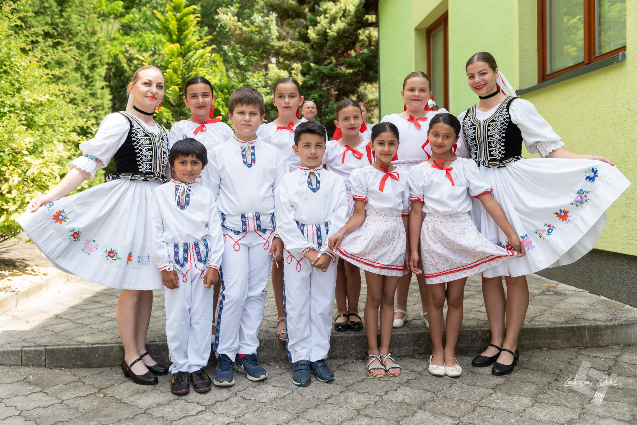 Miestny detský folklórny súbor