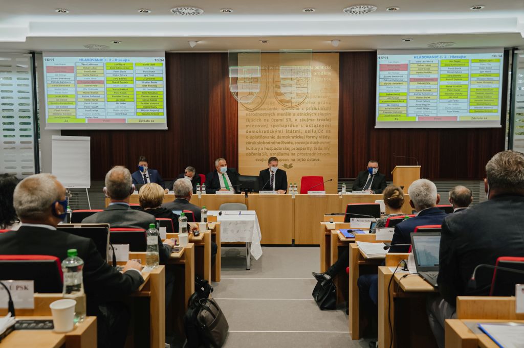 Zastupiteľstvo PSK zasadalo 30. augusta 2021 (zasadačka)
