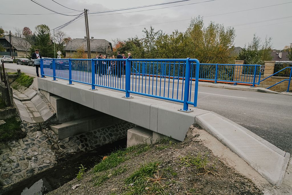 Foto: Opravený most v Richvalde