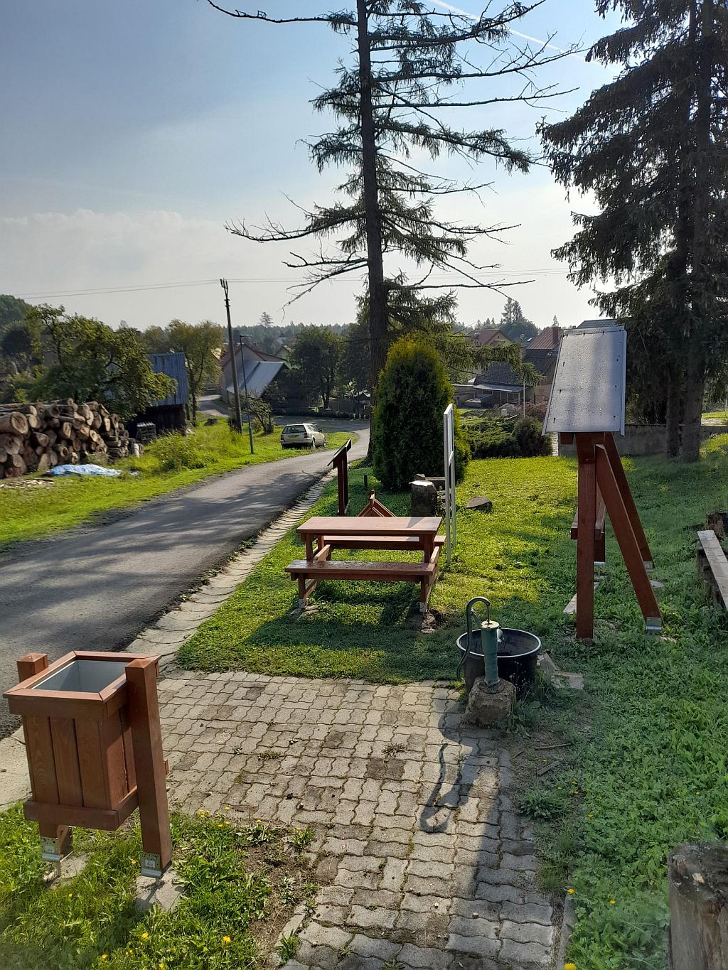 Foto: Náučný-turistický chodník pod Tatrami