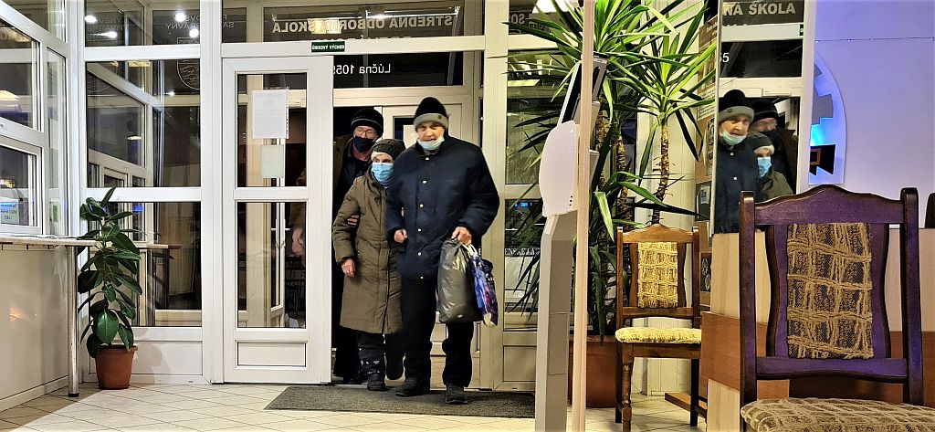 Foto Igor Šesták: utečenci v internáte pri SOŠ drevárskej vo Vranove nad Topľou