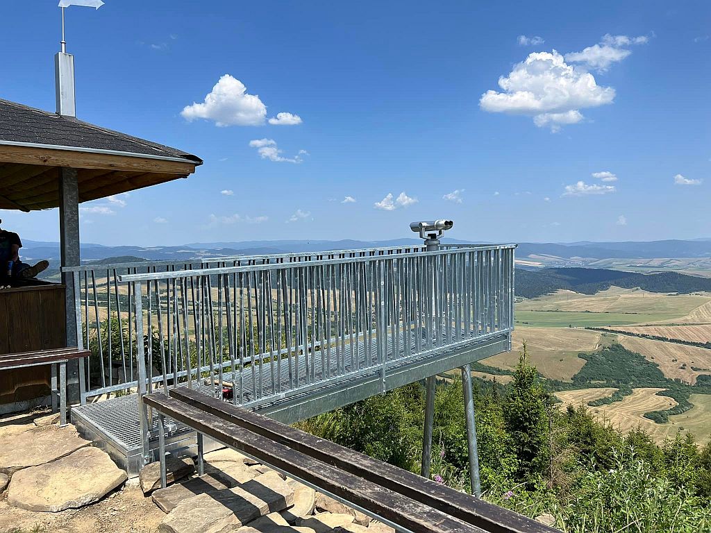Foto: Veža Čarná Hura