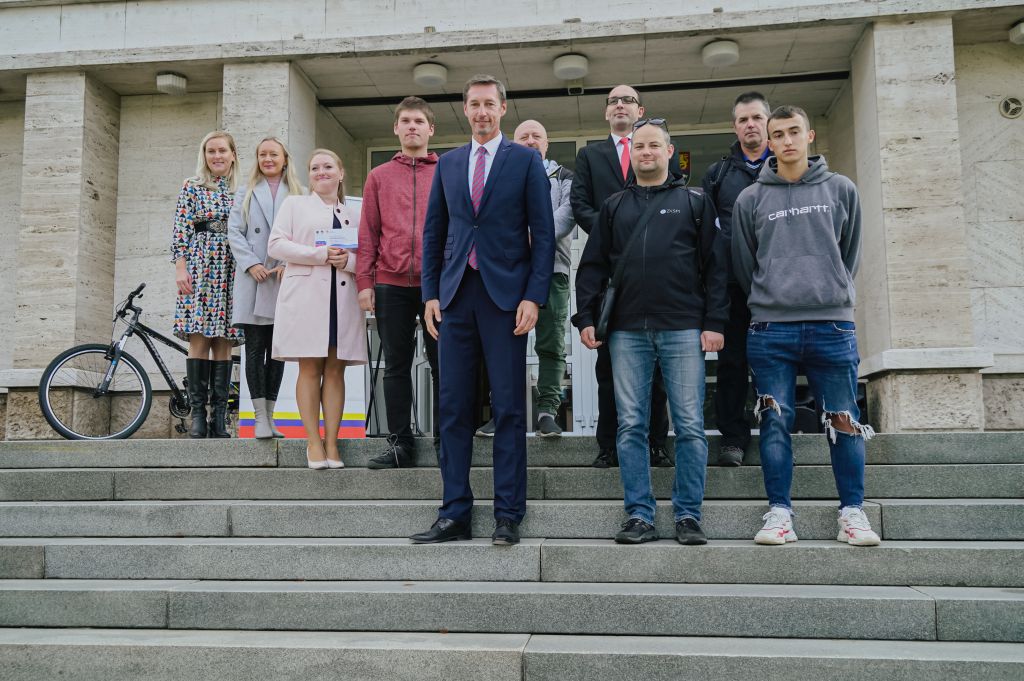 FOTO - Do súťaže sa zapojilo za PSK 60 účastníkov, 13 z nich si odnieslo aj ceny
