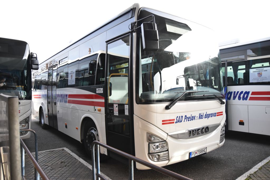 Prímestská autobusová doprava bude od pondelka 19. apríla premávať v školskom režime