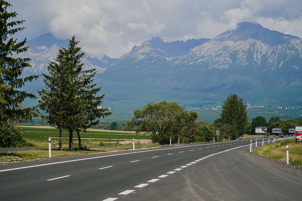 Foto: Zrekonštruovaný úsek cesty Poprad-Starý Smokovec