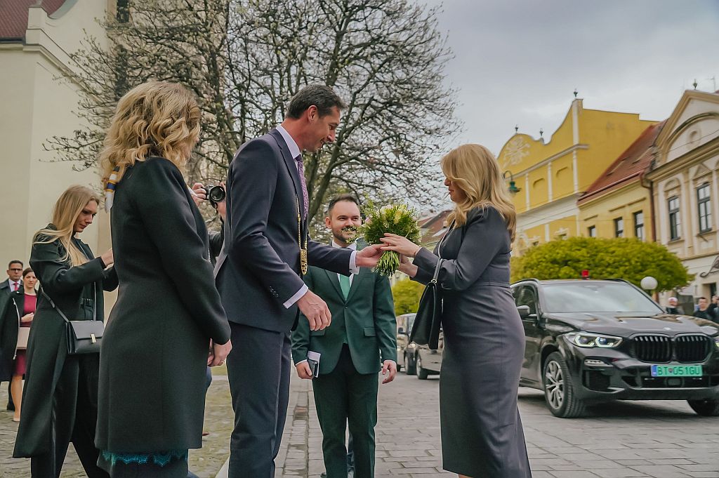 Foto_ Privítanie prezidentky SR v Prešove