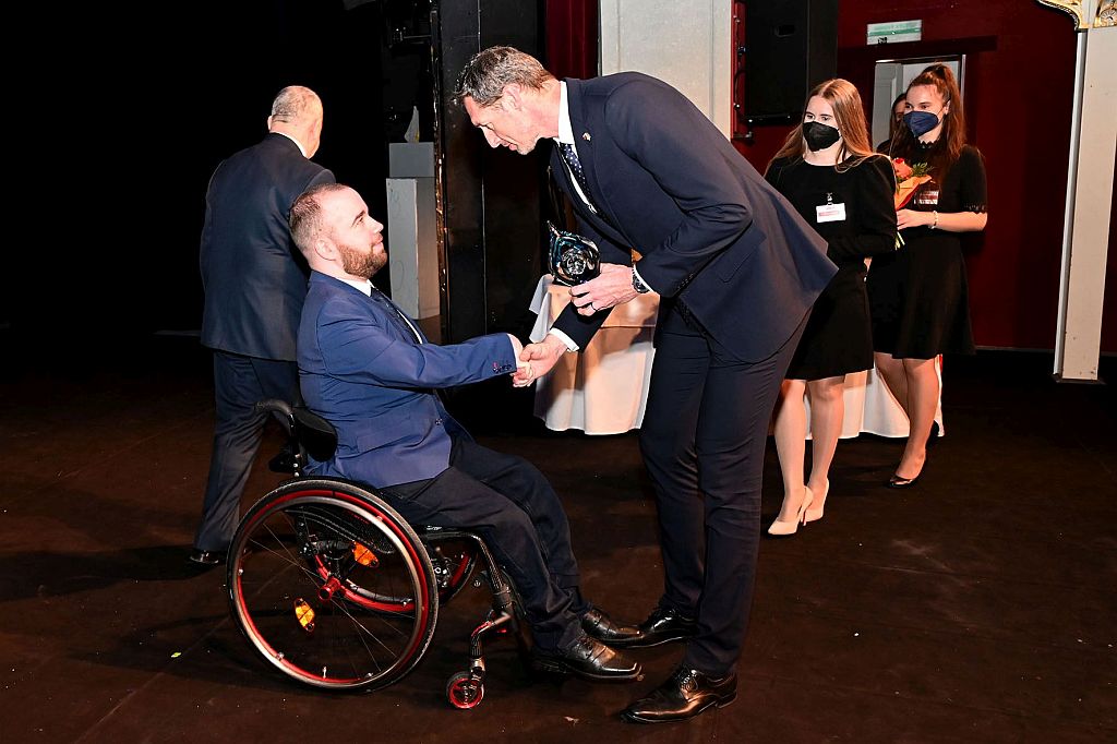 Foto: Viktor Zamborský_Cena predsedu PSK za mimoriadny športový úspech_Samuel Andrejčík