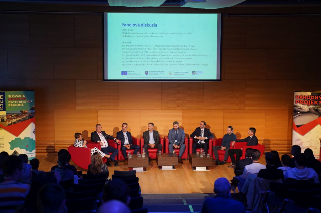 FOTO - Sektorová konferencia v Poprade na tému 3D tlač