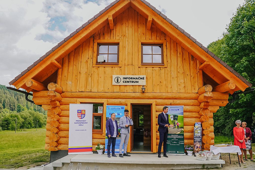 Foto: Nové informačné centrum v Sulíne