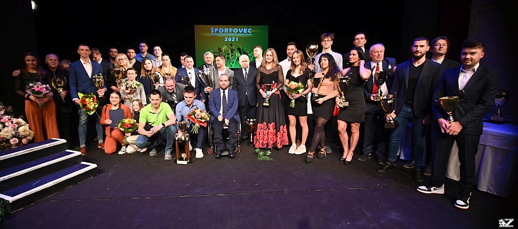 Foto: Laureáti ankety Športovec PSK 2021