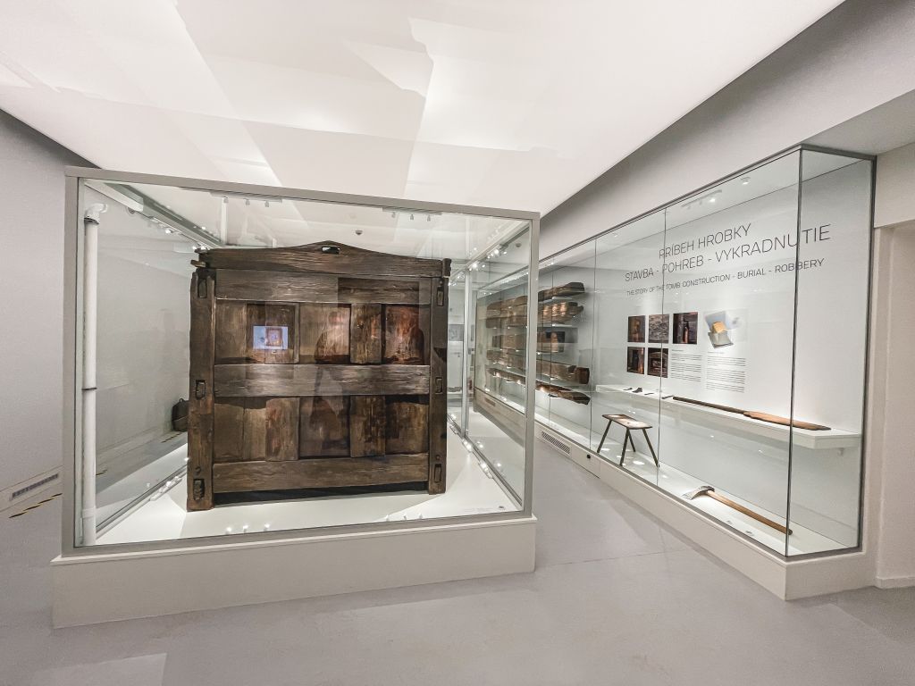 Hrobka Kniežaťa z Popradu