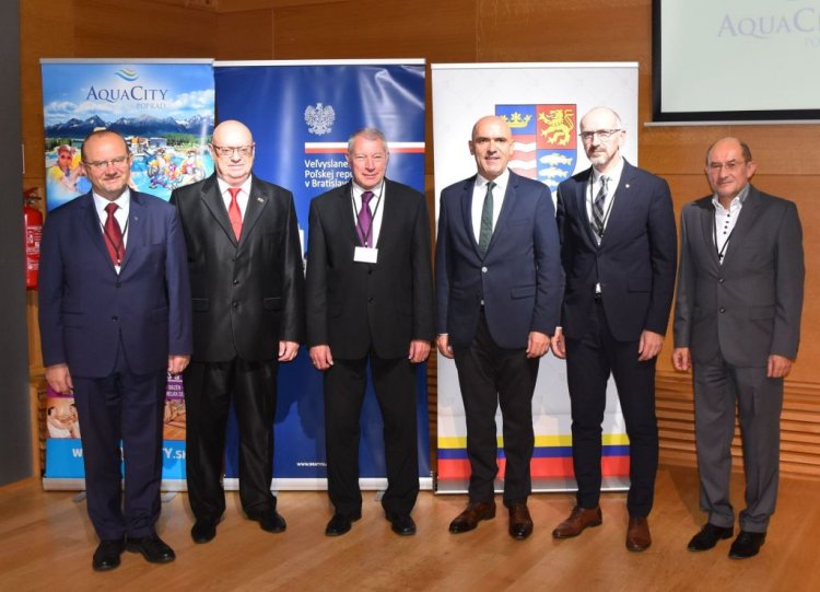 FOTO: medzinárodná konferencia Cyklotrasy a ich rozvoj