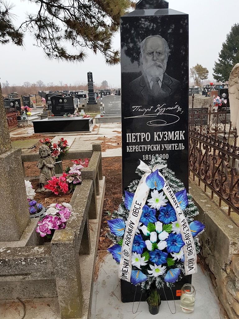 FOTO: posvätenie pamätníka prvému učiteľovi vojvodinských rodákov Petrovi Kuzmiakovi