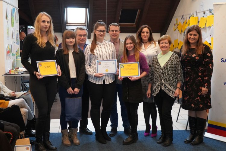 FOTO: Súťaž stredoškolských časopisov 2019