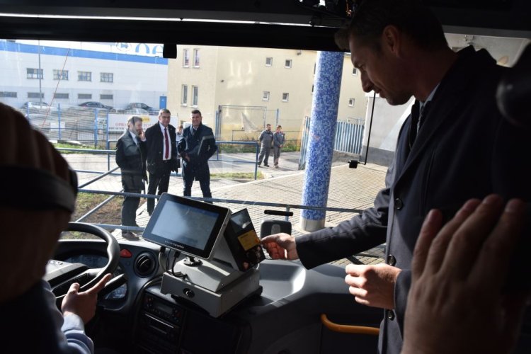 FOTO: nové autobusy SAD