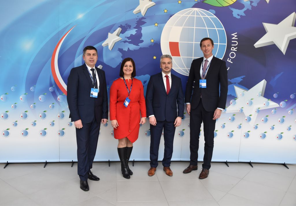 FOTO: Prvé Slovenské fórum v Podkarpatskom vojvodstve v Jasionke