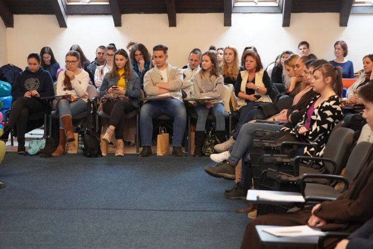 FOTO: Súťaž stredoškolských časopisov 2019