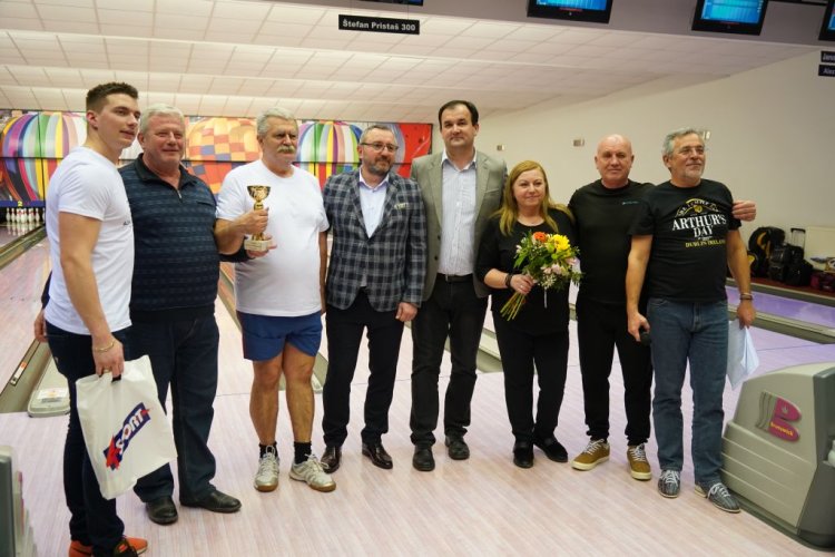 FOTO: bowlingový turnaj