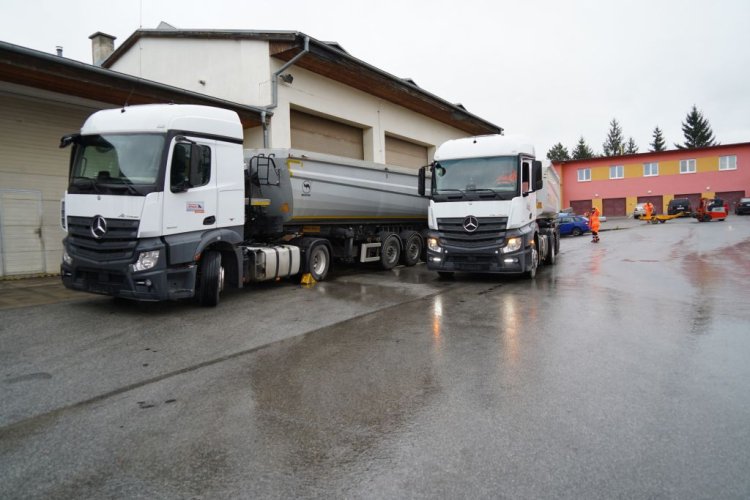 FOTO: Nová cestárska technika