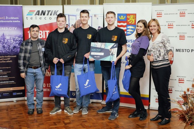 FOTO: Víťazi 2. ročníka Šarišského hackathonu 