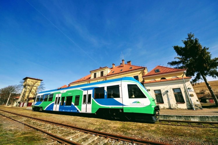 FOTO: Letné vlakové spojenie