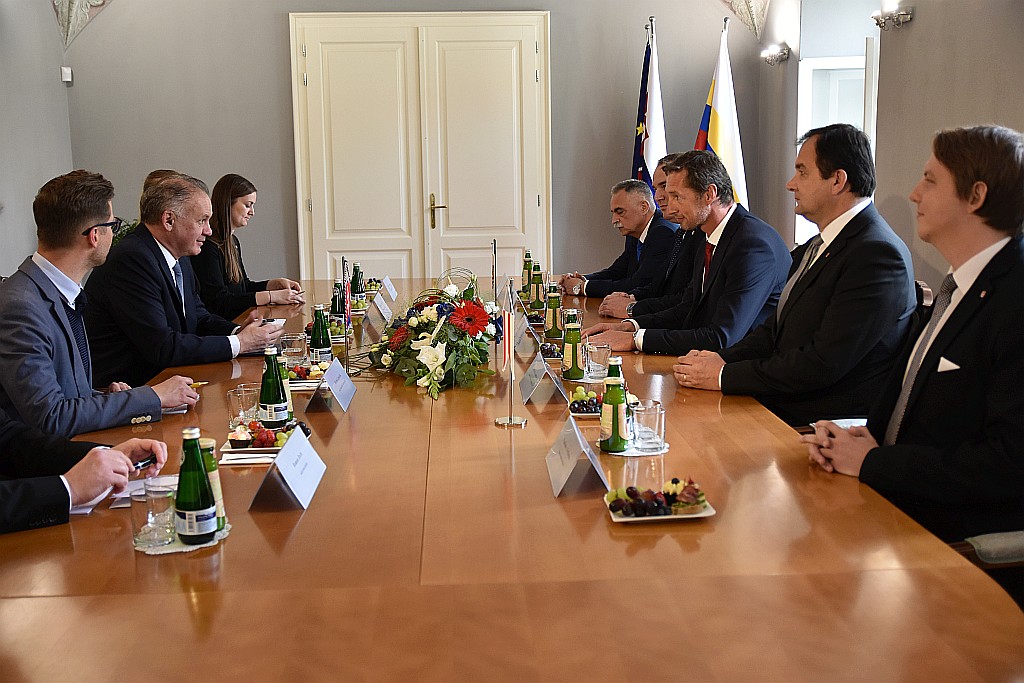 FOTO: stretnutie prezidenta A. Kisku s predsedom PSK M. Majerským