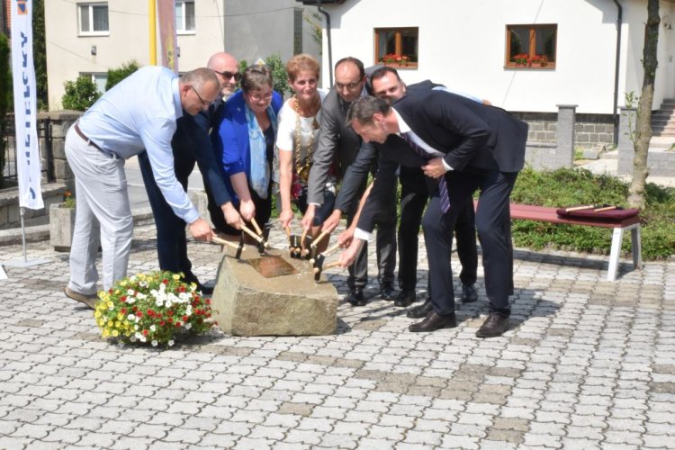 FOTO: Modernizácia cestnej infraštruktúry v PSK