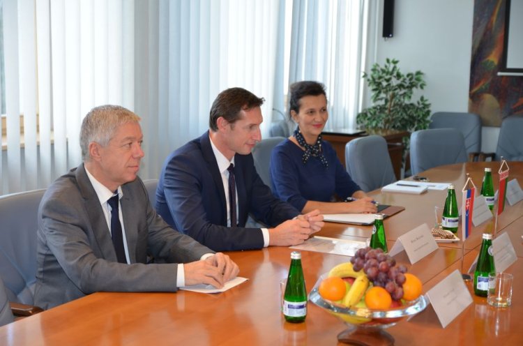 FOTO: Samosprávu navštívil mimoriadny a splnomocnený veľvyslanec Igor Alexandrovič Leščeňa