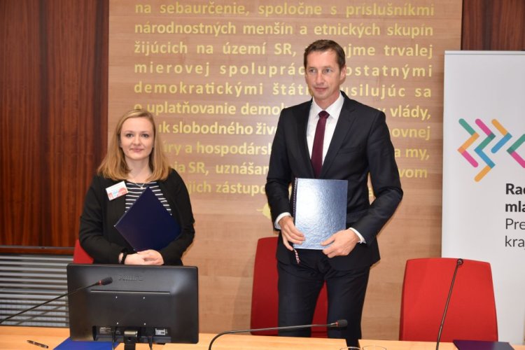 FOTO: podpis memoranda o spolupráci s Radou mládeže Prešovského kraja