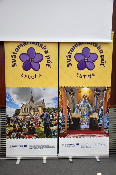 FOTO: pracovné stretnutie o projekte Svetlo z východu