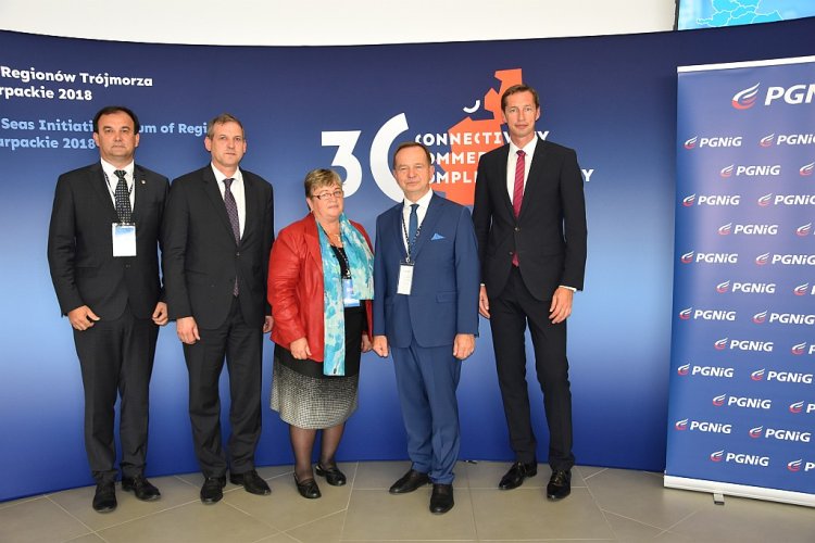 FOTO: medzinárodná konferencia
