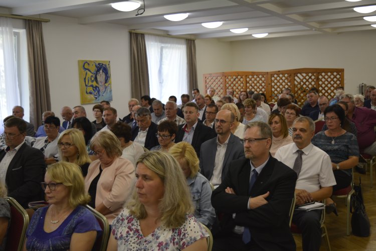 FOTO: Porada riaditeľov župných škôl s aktuálnymi témami
