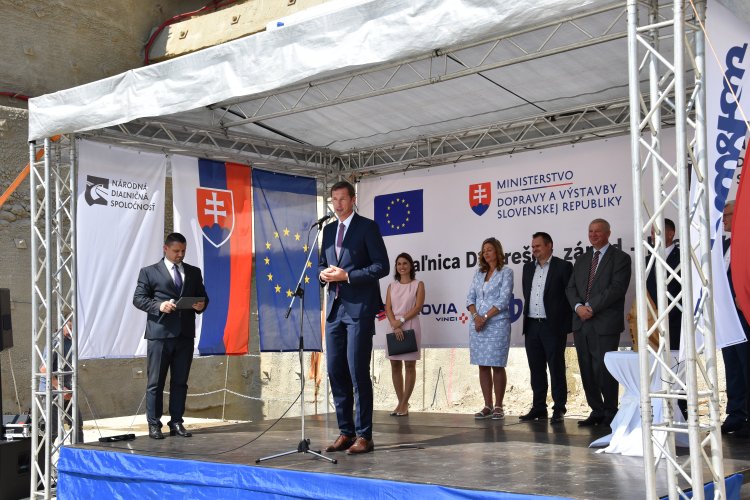 FOTO: Výstavba juhozápadného obchvatu 