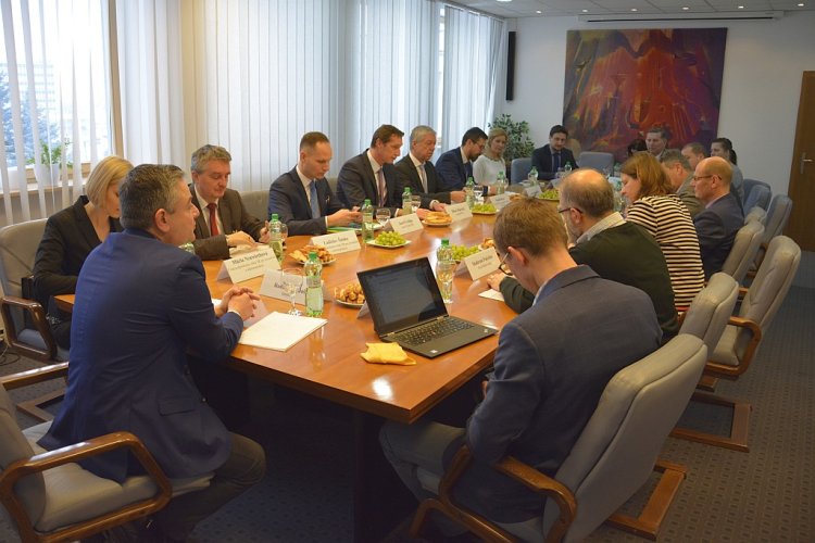 FOTO: Iniciatíva dobiehajúcich regiónov