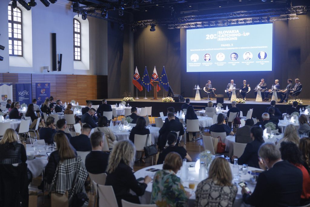 Sedem rokov v iniciatívy Catching up regions sa končí. Aktéri iniciatívy zhrnuli doterajšie výsledky na Záverečnej konferencii v Bratislave.