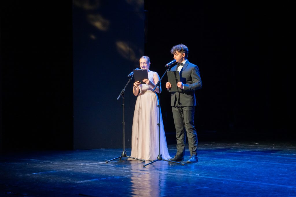 moderátori podujatia