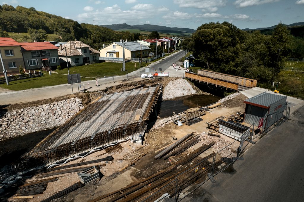 výstavba mosta