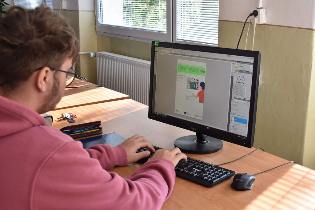 žiak SOŠ technickej Humenné, ilustračné foto