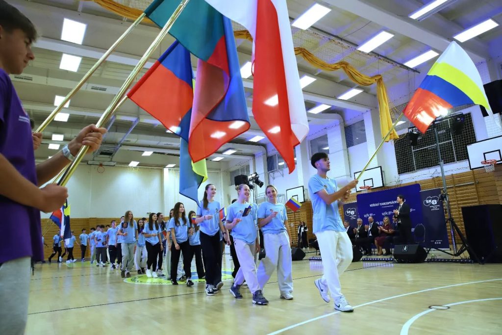 vlajkový sprievod PSK