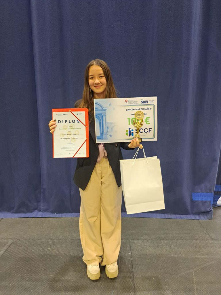 diplomy a víťazka
