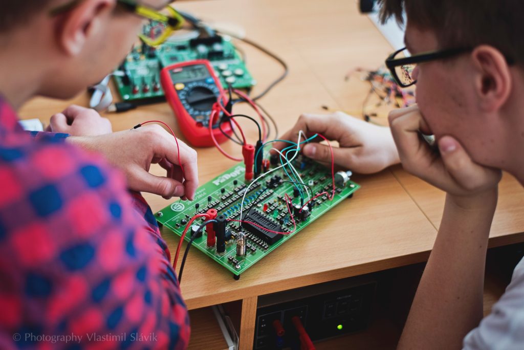 spajkovanie na škole