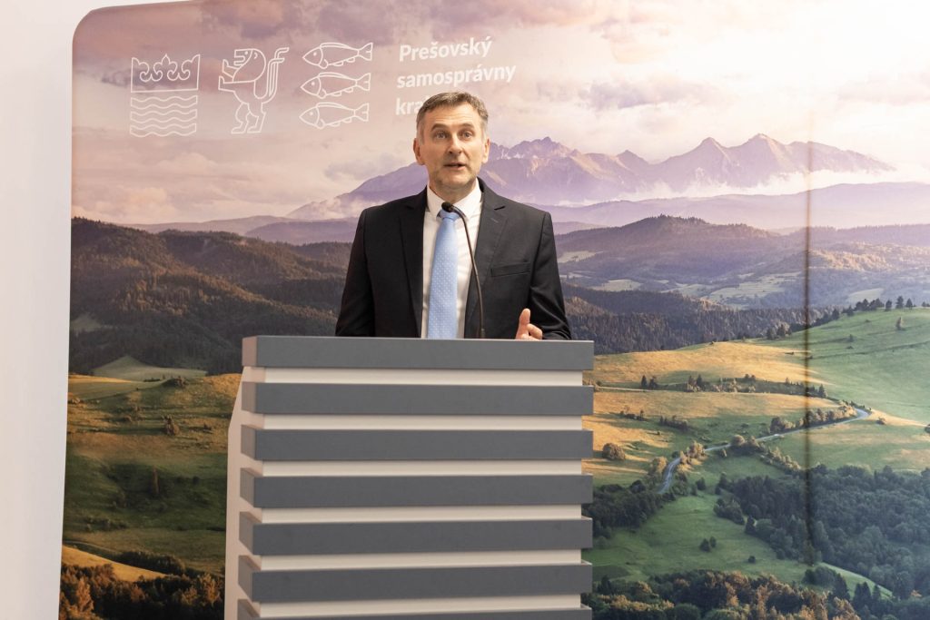 príhovor riaditeľa školy Ján Furcoňa