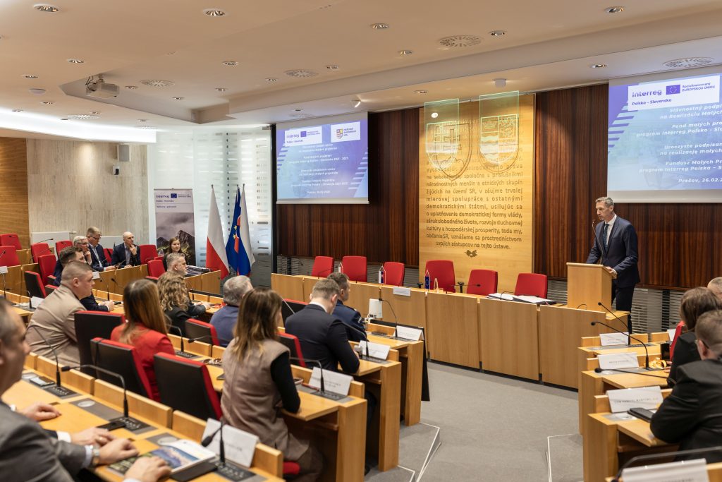 stretnutie prijímateľov v zasadačke Ú PSK