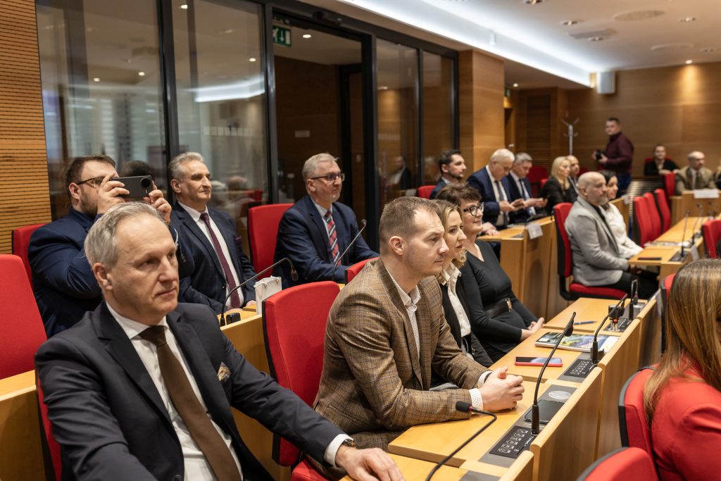 projektoví partneri