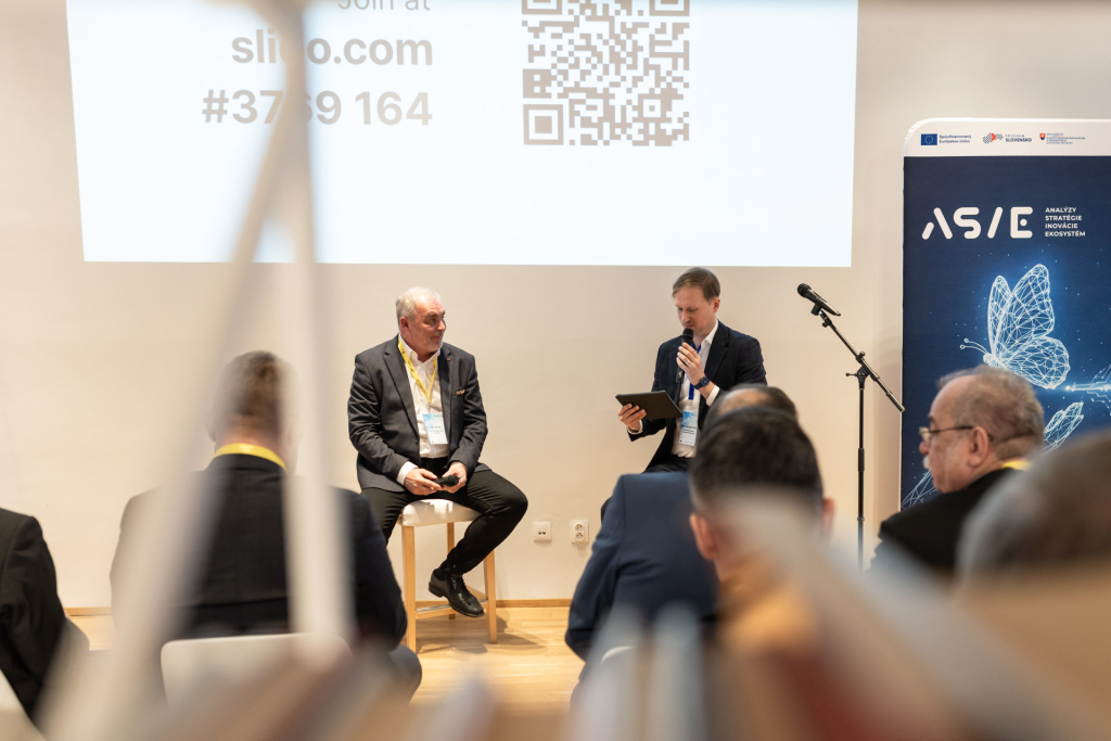 odborná diskusia k téme