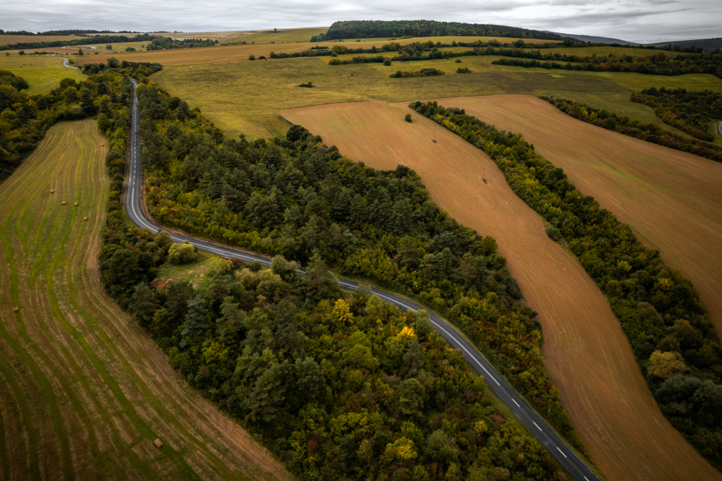 zmodernizovaná cesta
