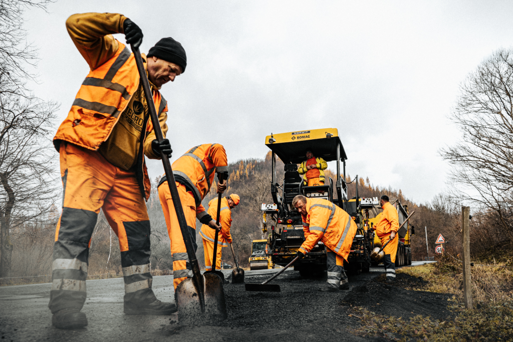 asfaltérska čata v akcii
