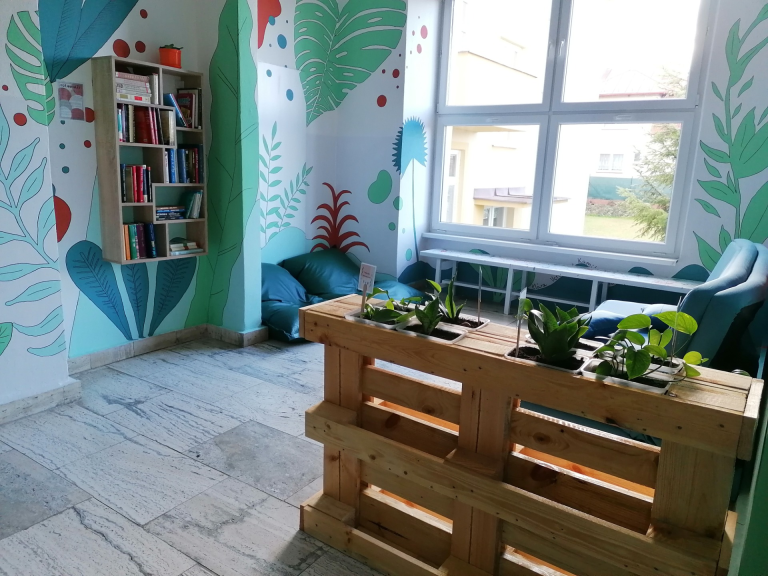 nová oddychová zóna na škole